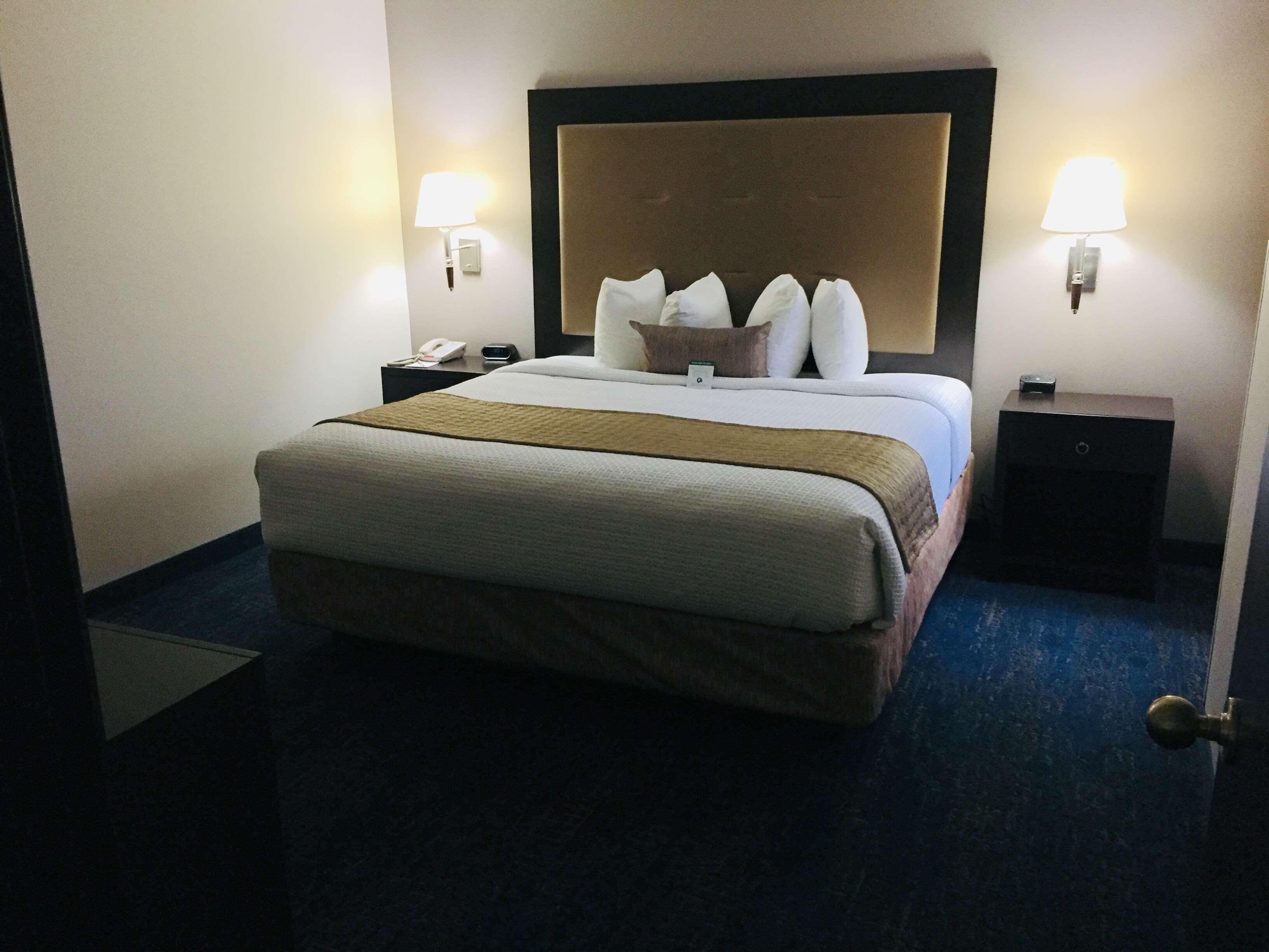 Best Western Plus Executive Hotel & Suites Sulphur Exterior foto