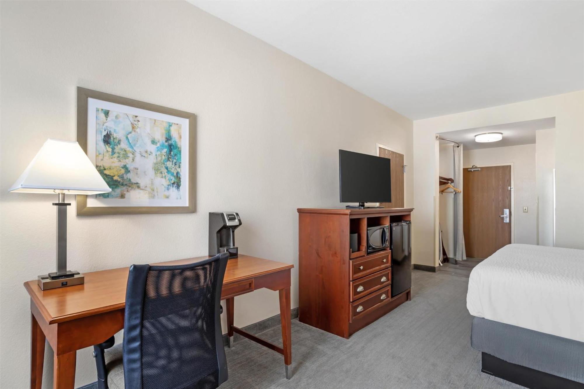 Best Western Plus Executive Hotel & Suites Sulphur Exterior foto