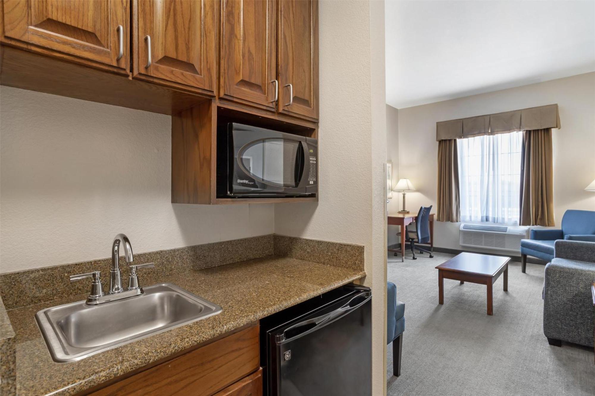 Best Western Plus Executive Hotel & Suites Sulphur Exterior foto